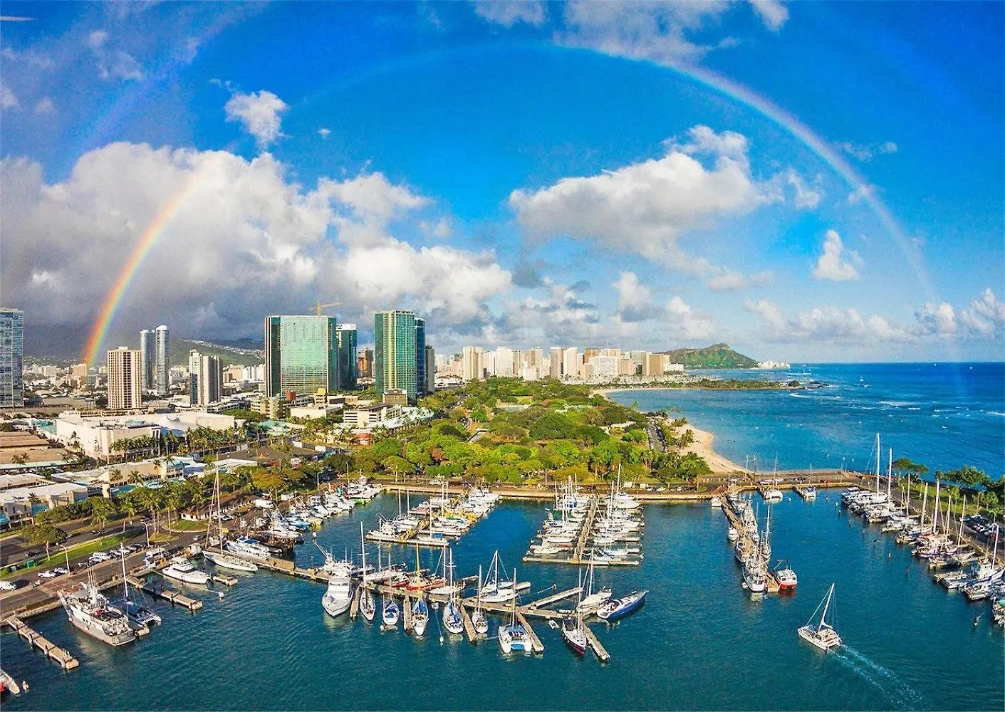 Ilikai Tower One Bedroom Lagoon View Waikiki Condos With Lanai & Free Wifi Гонолулу Апартаменты
