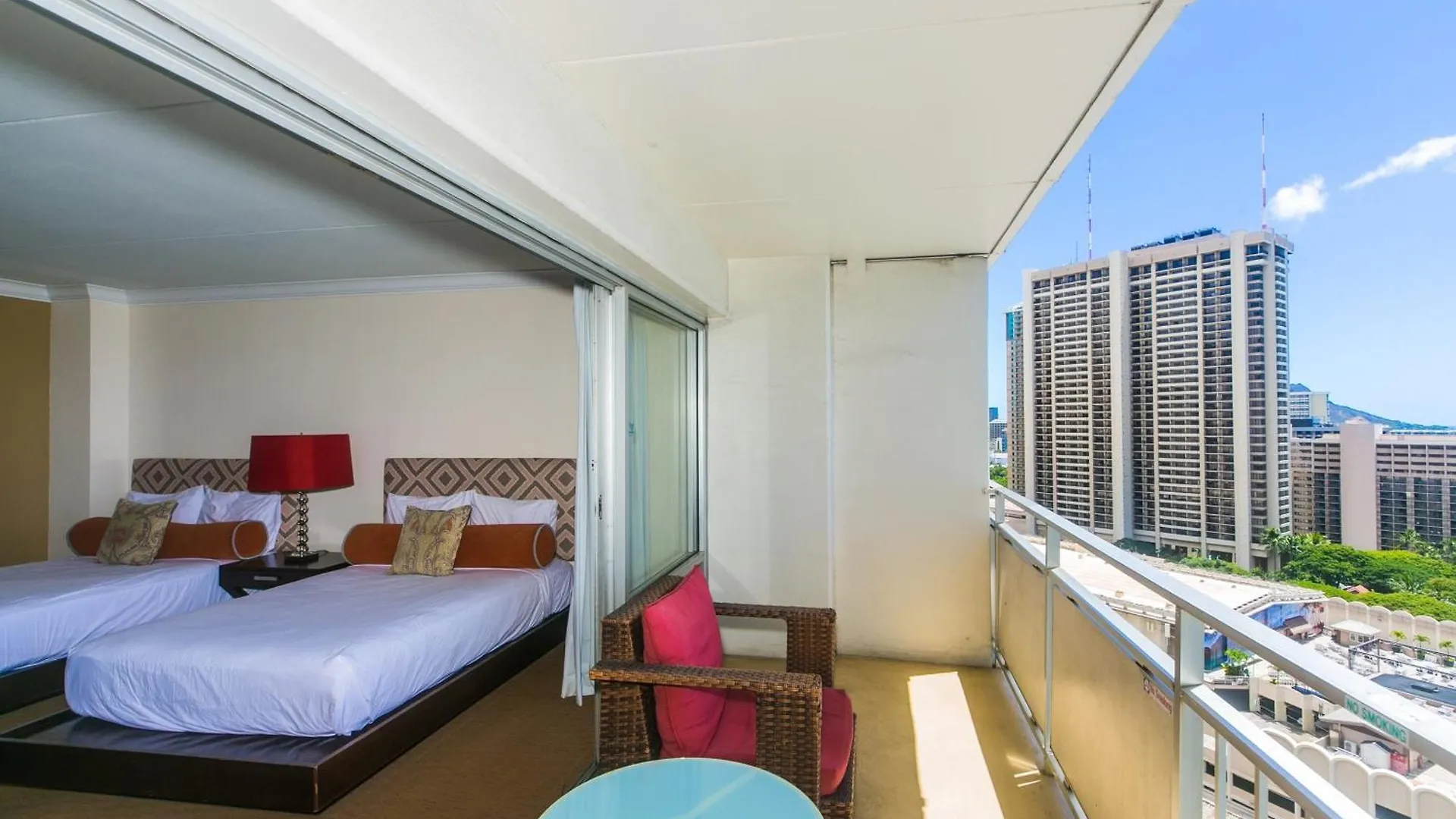 Appartamento Ilikai Tower One Bedroom Lagoon View Waikiki Condos With Lanai & Free Wifi Honolulu